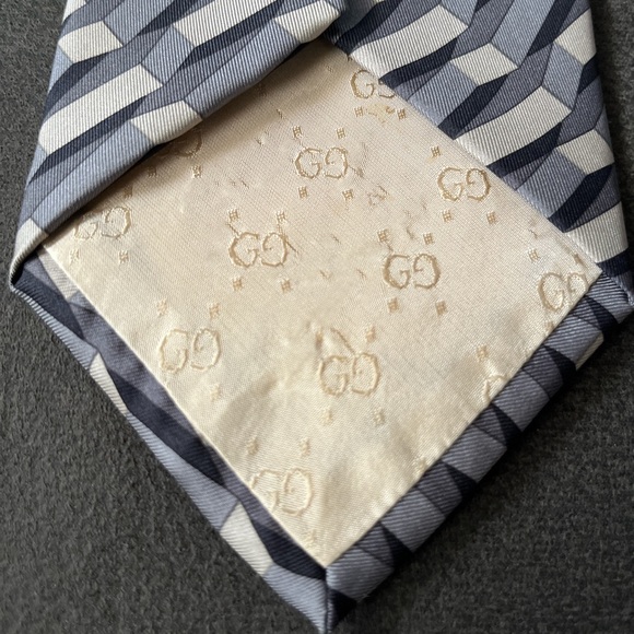 Gucci Silk Tie - Picture 3 of 3